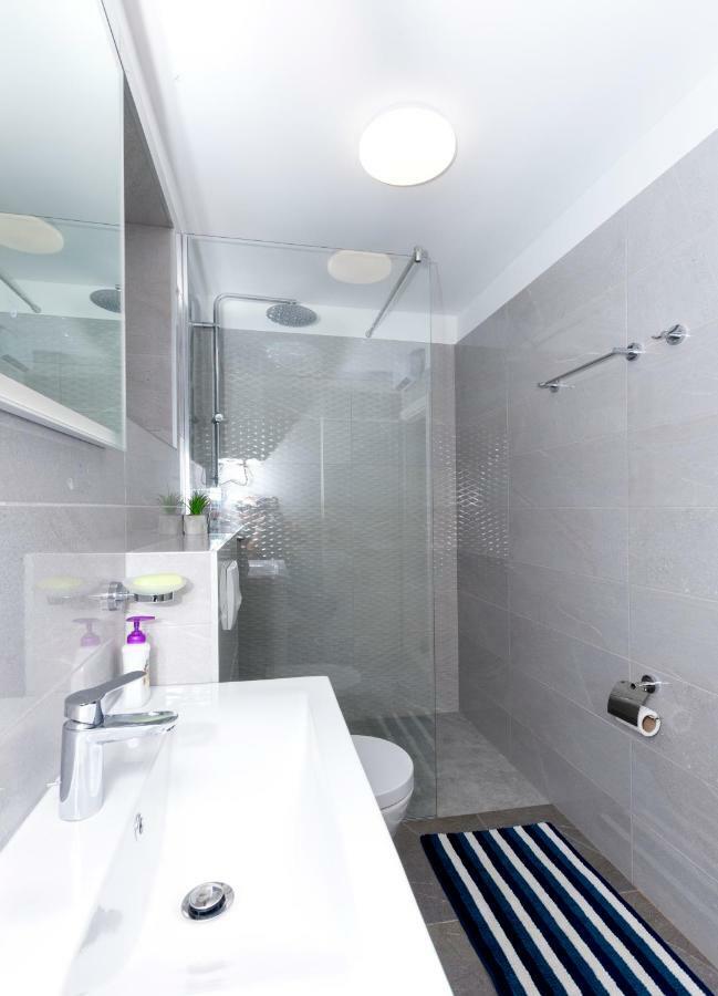 Apartments West Coast Split Zewnętrze zdjęcie