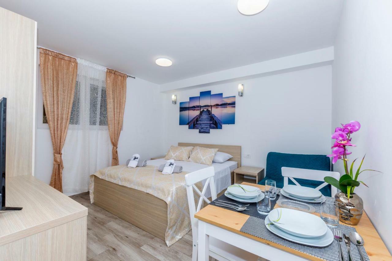Apartments West Coast Split Zewnętrze zdjęcie