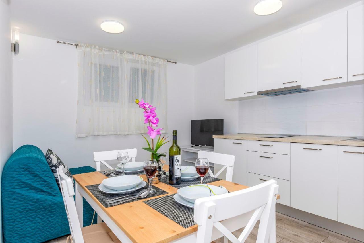 Apartments West Coast Split Zewnętrze zdjęcie